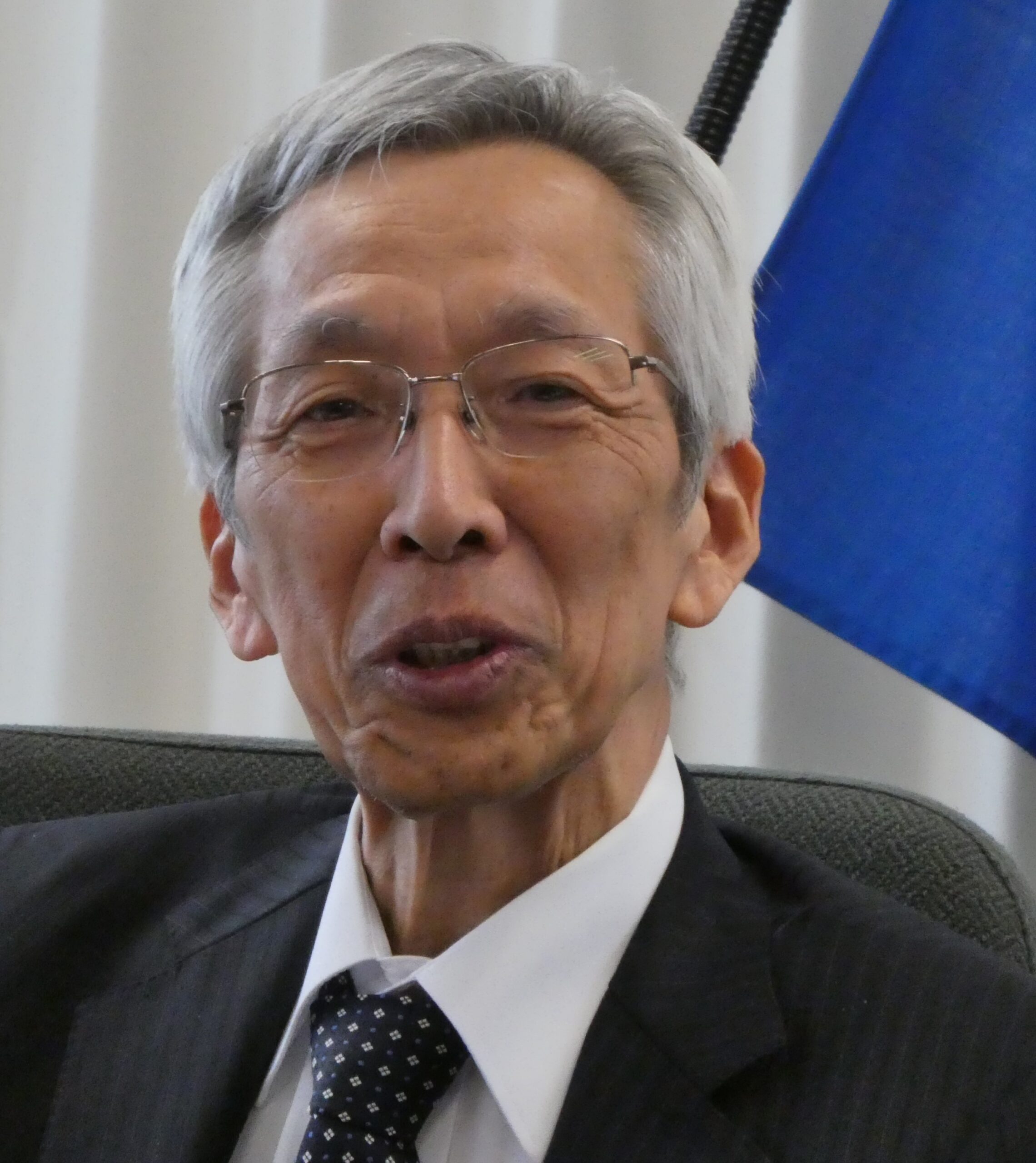 平塚 浩士先生