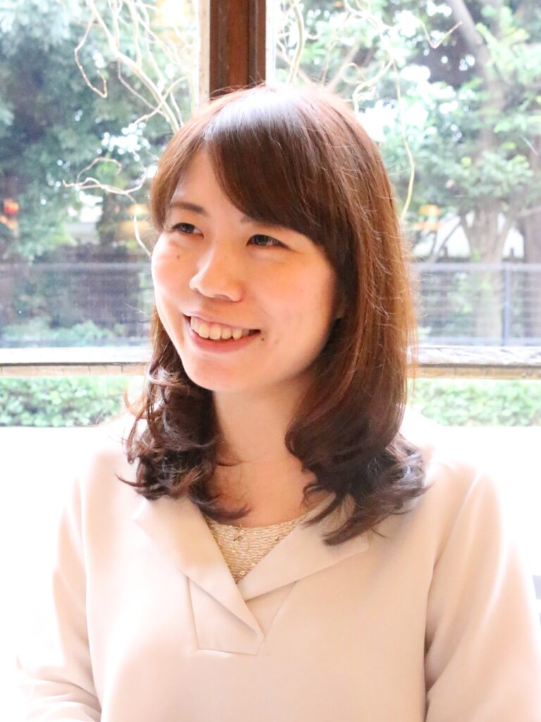 山田 真梨子さん