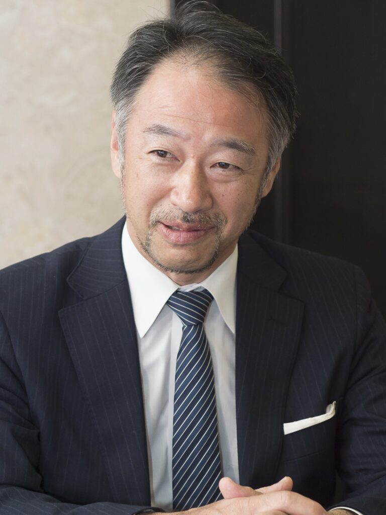 平先生